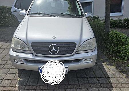 Mercedes-Benz 270