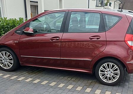 Mercedes-Benz A 150 Elegance - Sonder & Faceliftmodell (2010)