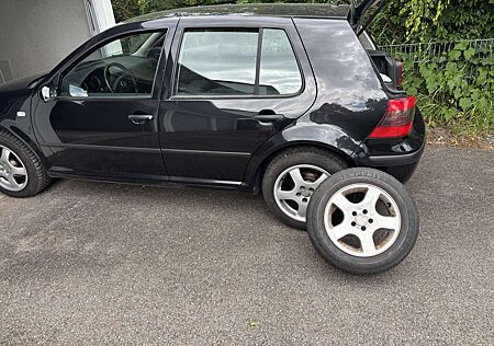 VW Golf Volkswagen 1.6