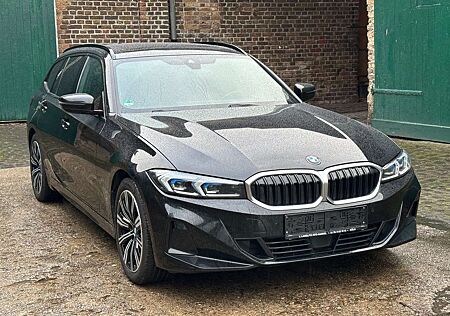 BMW 320 gebraucht kaufen BMW 320 d Touring Sport Autom HUD Standheizung LEDER