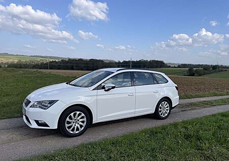 Seat Leon ST Style DSG (PDC, TEMP, TÜV NEU)