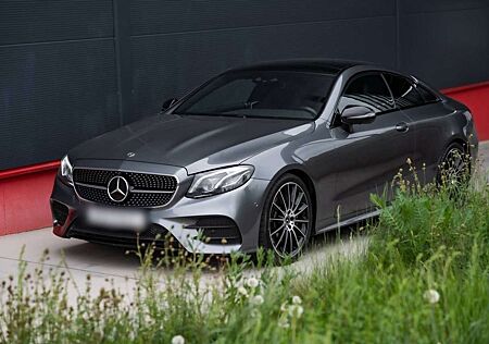 Mercedes-Benz E 350 E 350d Coupe 9G-TRONIC AMG Line