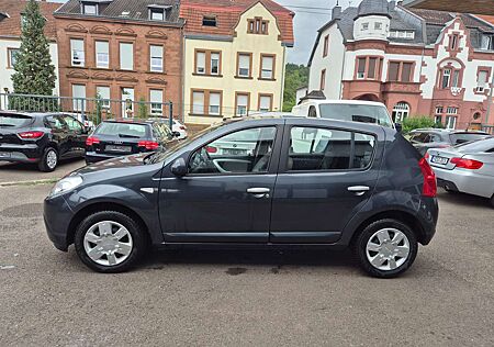 Dacia Sandero Laureate " 1 Hand, Zahnriemen neu "