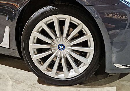 BMW 740e 740 Perfm/Soft Close/Memory/Head-Up/360/ NAVI/ACC
