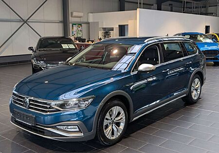 VW Passat Alltrack Volkswagen Variant 2.0 TDI DSG 4Moti 8-fach
