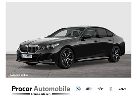 BMW 520 d xDrive M Sport KFZ+LMR+PANO+KLIMASITZ+SITZVERS.E