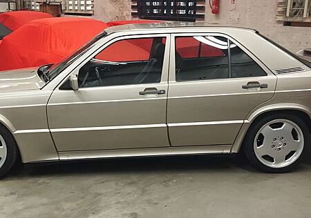 Mercedes-Benz 190 E 2.3-16