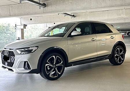Audi A1 ALLSTREET 35 TFSI NAVi/LED/ACC/SLiNE/18*/GA 2029