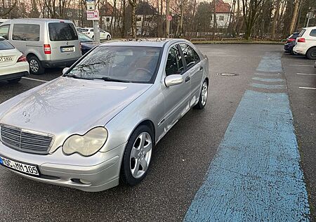 Mercedes-Benz C 180 Classic