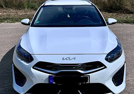 Kia XCeed Ceed SW / cee'd SW Spirit inkl. AHK und P1+P3 (Tech+Sitz-Paket)
