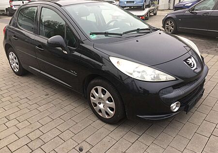 Peugeot 207 TÜV UND AU NEU