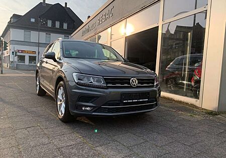 VW Tiguan Volkswagen Highline BMT/Start-Stopp 4Motion