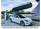 Tesla Model 3 Performance Autopilot + FSD - mieten!