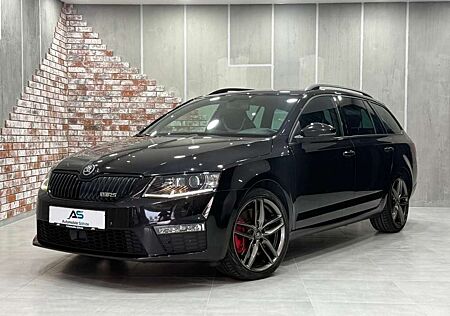 Skoda Octavia 2.0 TDi RS DSG NAvi/Leder/Xenon/AHK/Pano