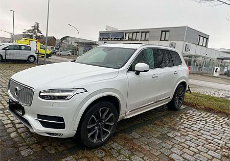 Volvo XC 90 XC90 D5 AWD Geartronic Momentum