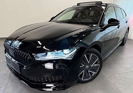 Skoda Superb Combi 2.0 TSI 4x4 Sportline PANO AHK StHz