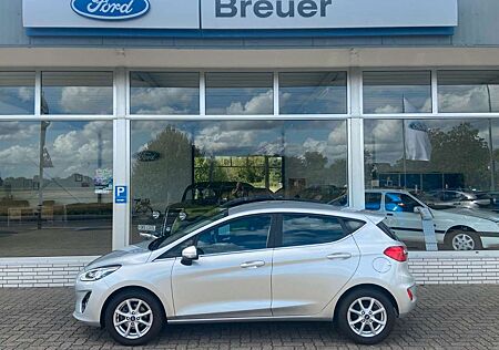 Ford Fiesta Titanium 5 trg. 1 Hand