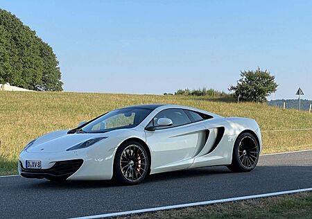 McLaren MP4-12C 3.8 V8/MSO/CERAMIC/SOFTCLOSE/DEUTSCH
