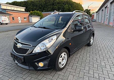 Chevrolet Spark LT nur 71Tkm Klima Tüv neu