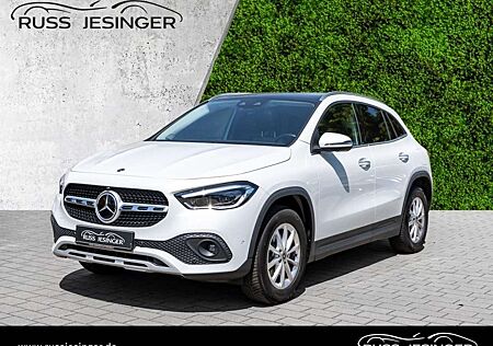 Mercedes-Benz GLA 250 e Style *Distr*MBeam*MBUX*Pano*Memo*KeyG