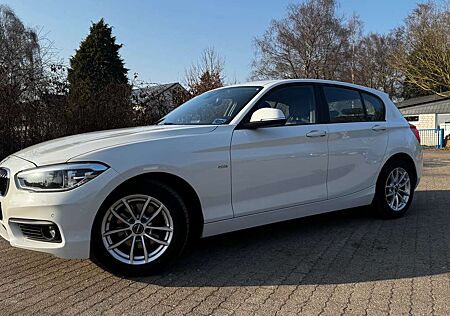 BMW 120d 120 1er Diesel (5-Türer) Aut. Sport Line