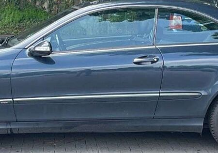 Mercedes-Benz CLK 320 Coupe CDI Avantgarde DPF
