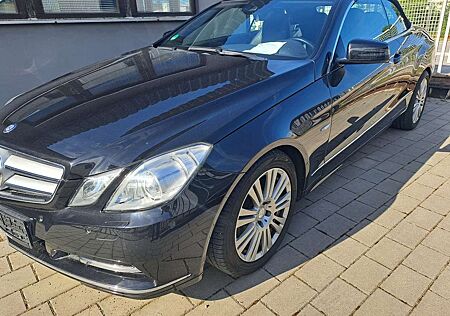 Mercedes-Benz E 200 CGI BlueEfficiency (207.448) Cabrio