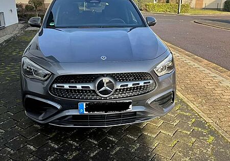 Mercedes-Benz GLA 200 7G-DCT Edition AMG Line