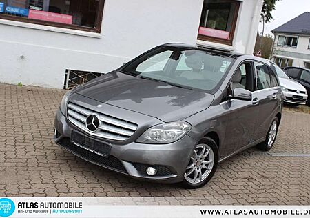 Mercedes-Benz B 180 CDI Panoramadach=Navigation=Allwetterreife