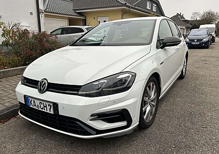 VW Golf R Volkswagen R 2.0 4 Motion