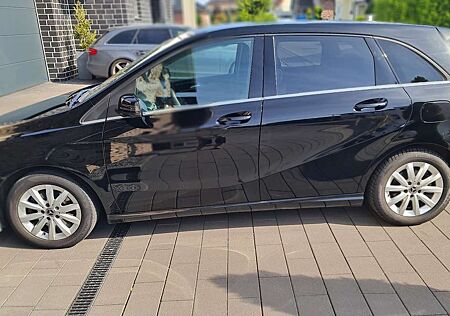 Mercedes-Benz B 200 (CDI) d 7G-DCT