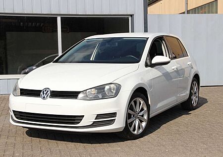 VW Golf Volkswagen 1.2 TSI 63kW BMT LOUNGE