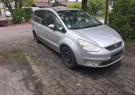 Ford Galaxy 2.0 TDCi DPF Ambiente