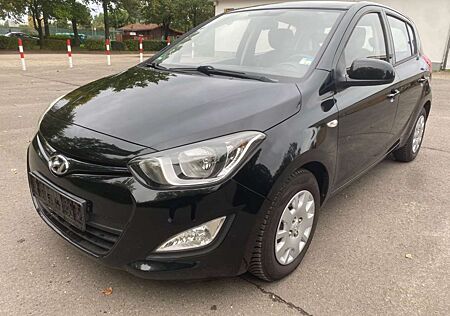 Hyundai i20 5 Star Edition. Aus-1 Hand, Top Zustand.