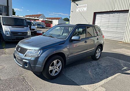 Suzuki Grand Vitara 1.9 DDiS 4x4 AHK NAVI Leder TÜV