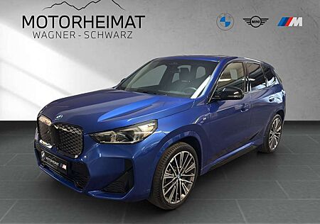 BMW iX1 xDrive30 M Sport Aktivsitz HUD H&K 360° 20"