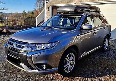 Mitsubishi Outlander 2.0 4WD Plug-In Hybrid