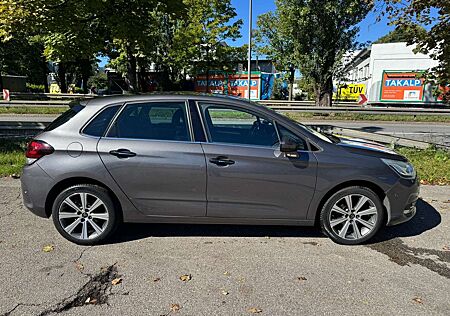 Citroën C4 Citroen PureTech 110 Executive