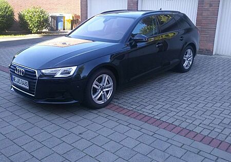 Audi A4 Avant 2.0 TDI ultra S tronic design