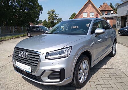 Audi Q2 30 TFSI LED Plus*AHK*Navi*Climatronic