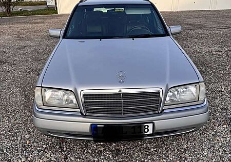 Mercedes-Benz C 200 T Elegance