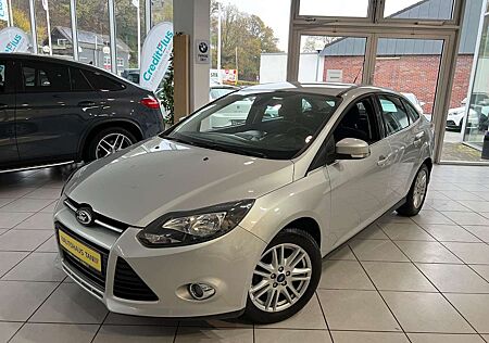 Ford Focus Lim. 1.6 Titanium * AUTOMATIK *