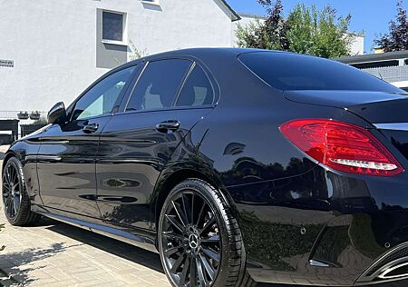 Mercedes-Benz C 180 AMG Line. Night Paket