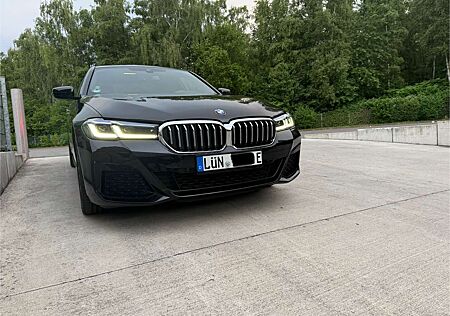 BMW 530 e M Sport + 2x Inspektion+ Winterreifen