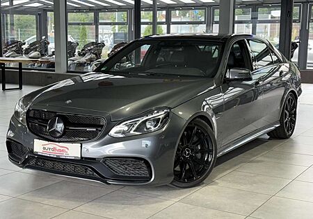 Mercedes-Benz E 63 AMG E63 AMG Lim SpeedShift KeylessGo Pano ACC Kamera
