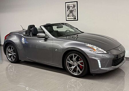 Nissan 370Z Z Roadster Pack, org. 4200km Voll