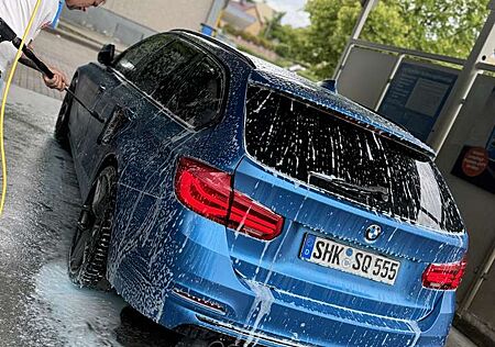 BMW 320d 320 Touring Sport Line