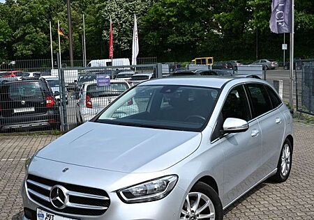 Mercedes-Benz B 180 Progressive Leder Autom Navi CAM Sitzh PDC
