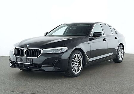 BMW 520 d LED SHZ St.Hz. AppleCarplay Parkassist. Kamera