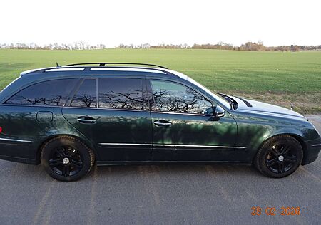 Mercedes-Benz E 220 T CDI Automatik Facelift Avantgarde DPF